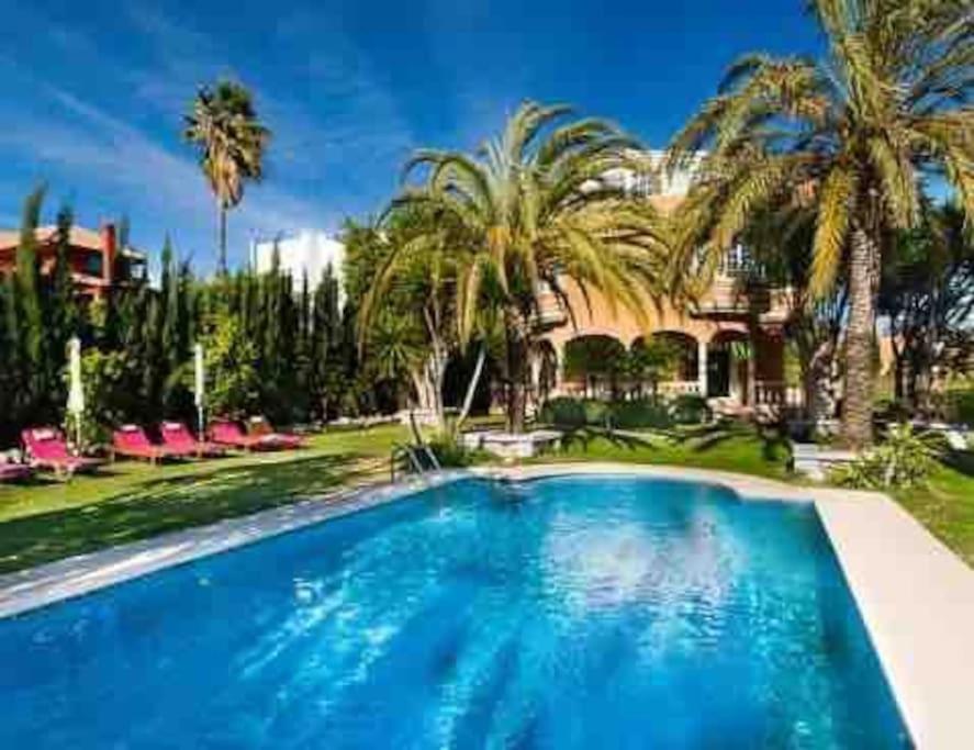 Front Mer - Sublime Appartement Moderne Et Confortable Estepona Exterior photo